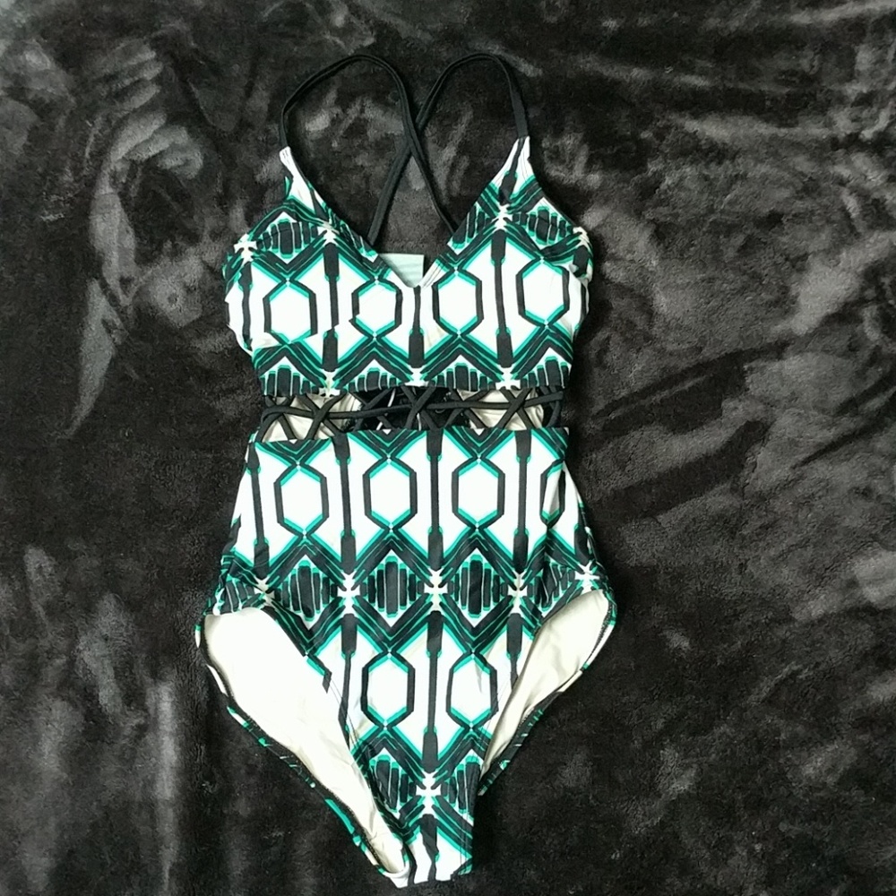 NWT Lovely one piece bathing suit